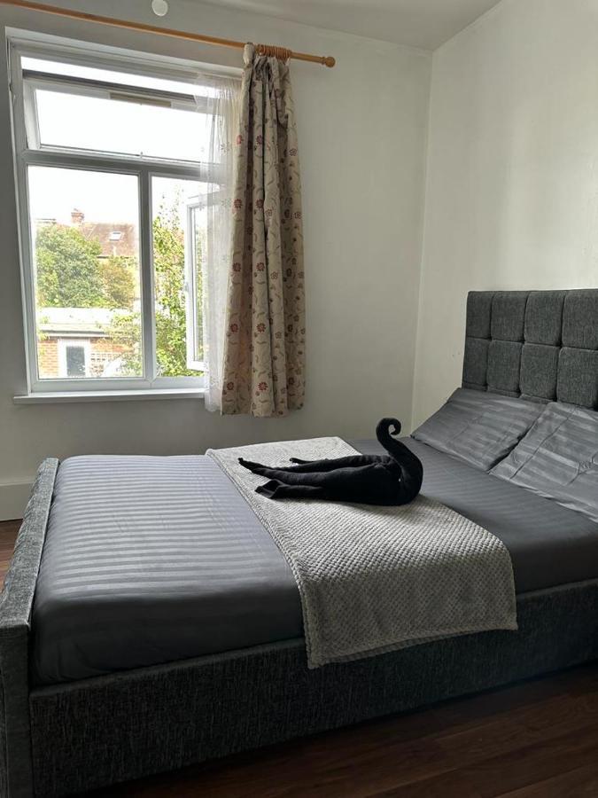 لندن Affordable Private Rooms In Wembley المظهر الخارجي الصورة