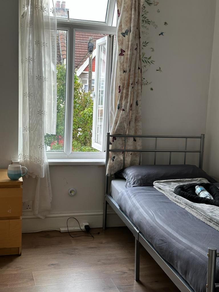 لندن Affordable Private Rooms In Wembley المظهر الخارجي الصورة